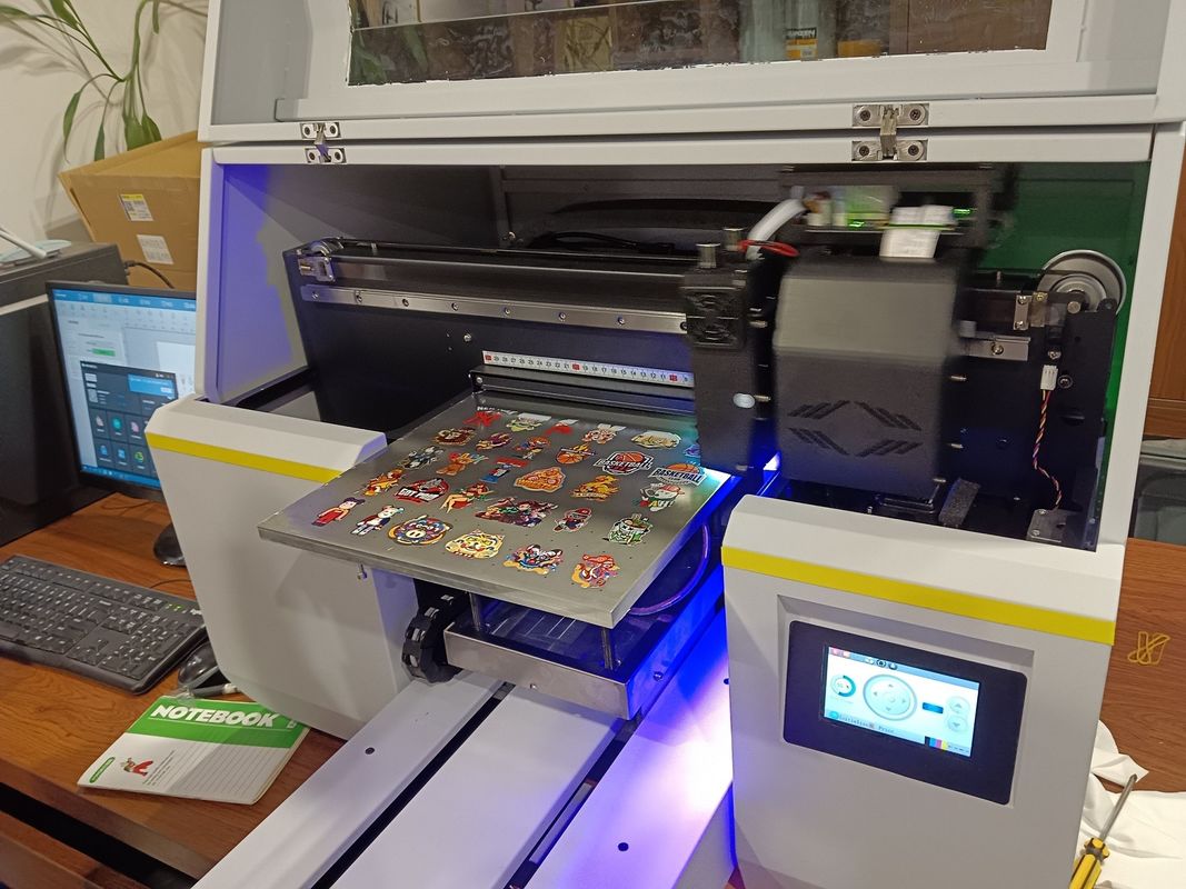 آلة طباعة PVC / Acyl / زجاجات / فيلم مع طابعة UV الرأس واحد إيبسون I3200-U1HD